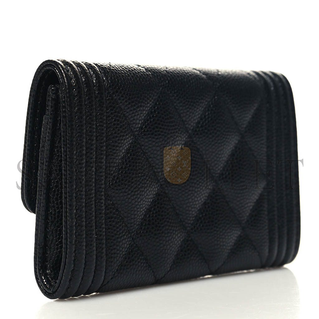 CHANEL CAVIAR QUILTED BOY FLAP CARD HOLDER BLACK A80603 (11.3*7.5*2.1)